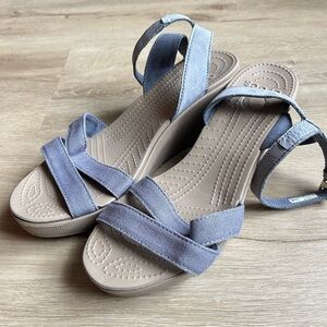 Crocs Blue Leigh wedge sandals canvas ankle strap slip on SZ 10